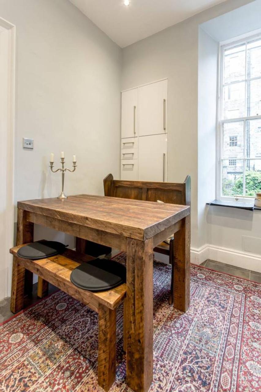 Joivy Converted Flat In Historic Building In New Town EDI Exterior photo