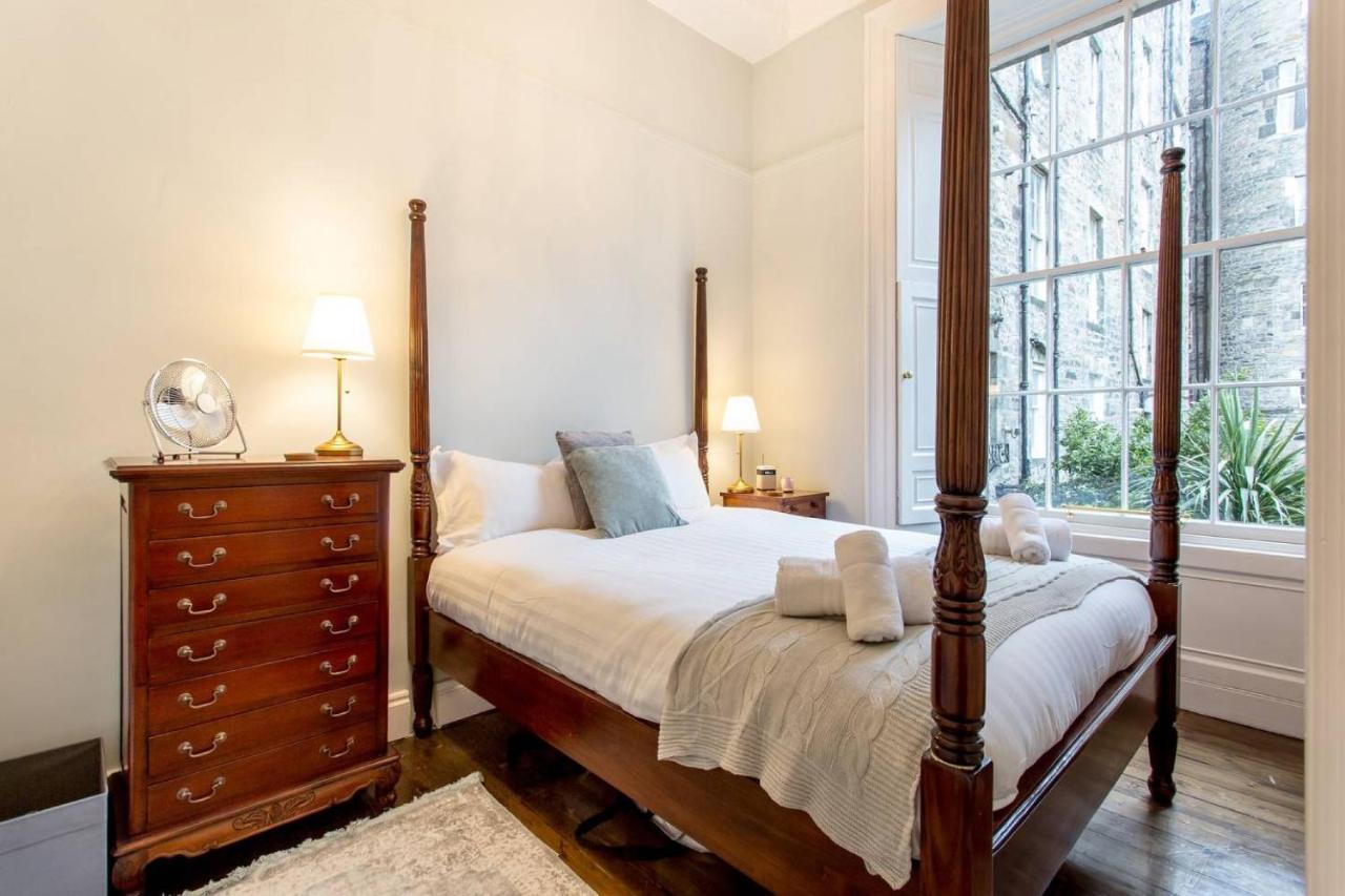 Joivy Converted Flat In Historic Building In New Town EDI Exterior photo
